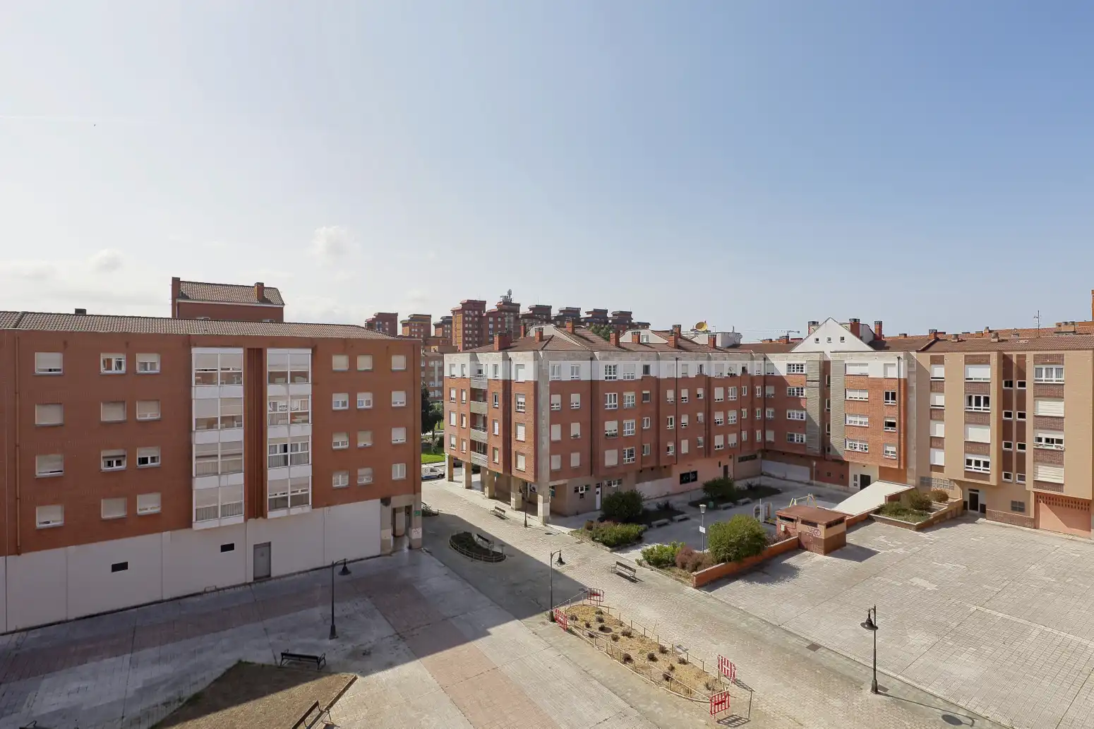 Vista exterior de Piso en venta en Gijón  con Calefacción y Trastero