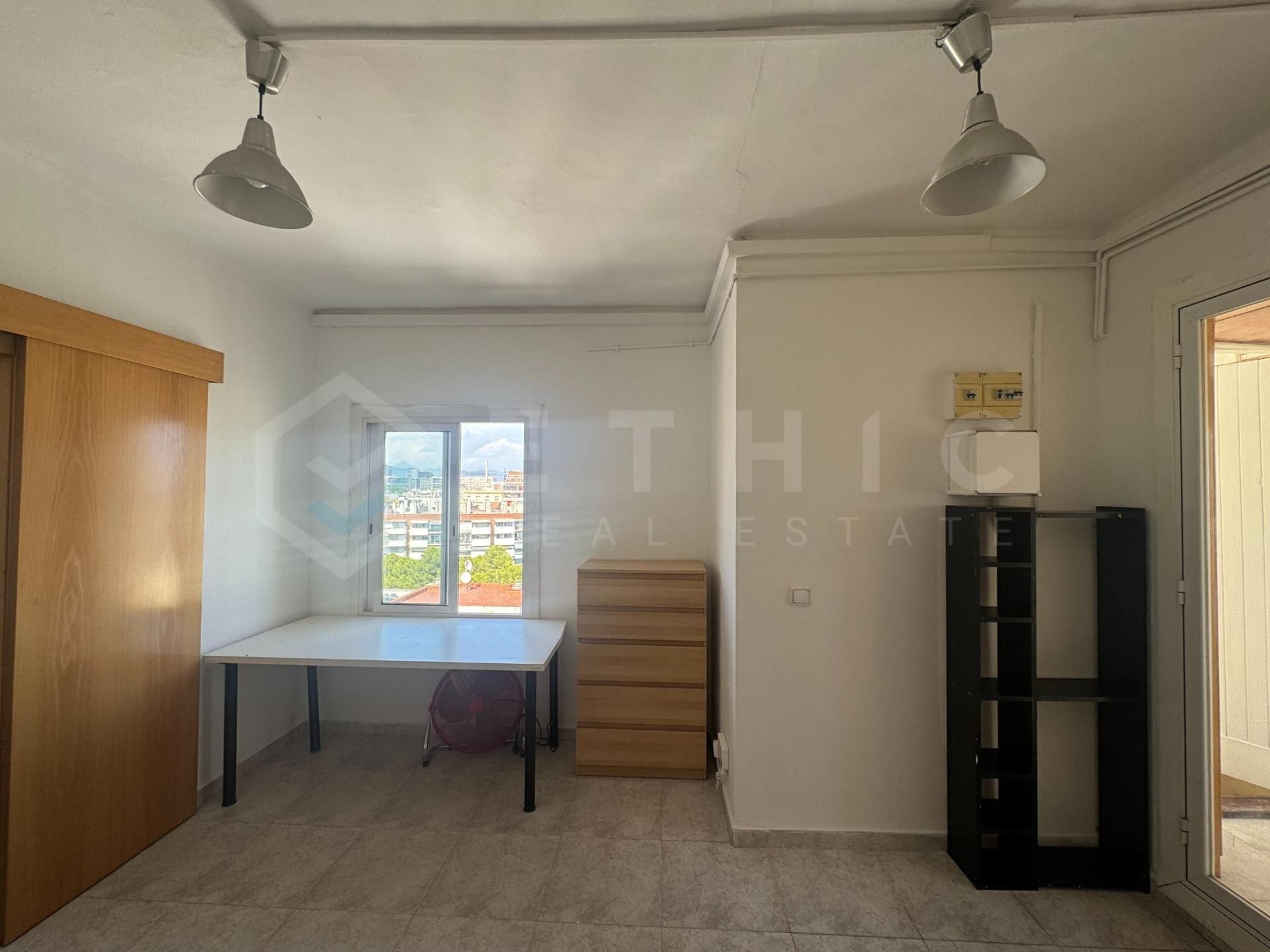 Bedroom of Attic for sale in  Barcelona Capital