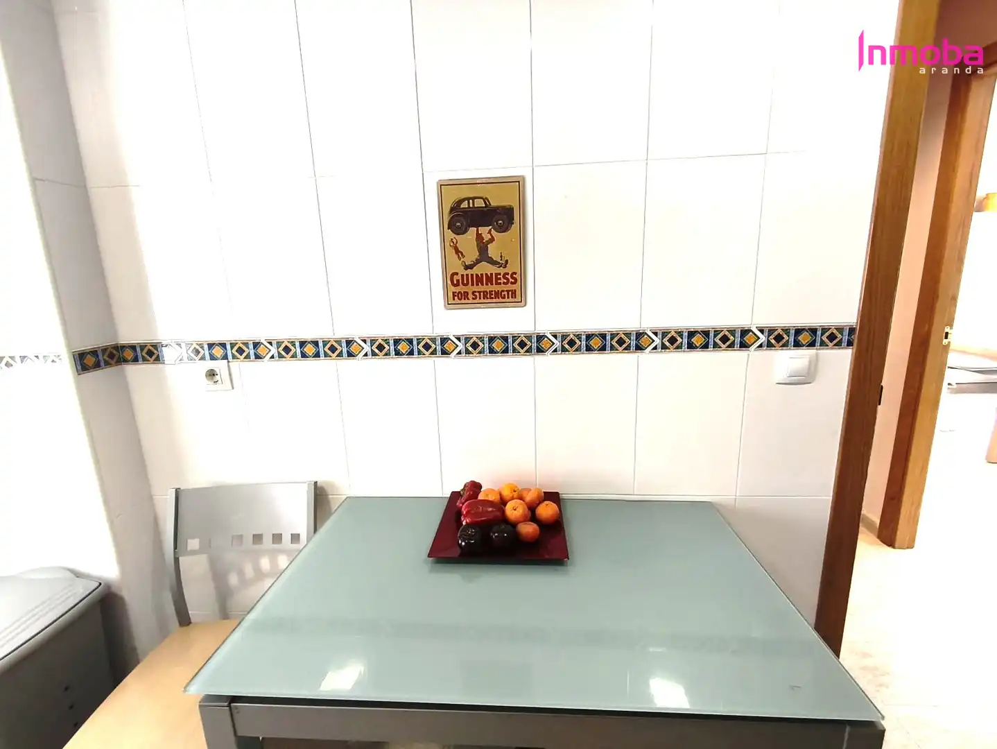 Cocina de Casa adosada en venta en Aranda de Duero con Calefacción y Jardín privado