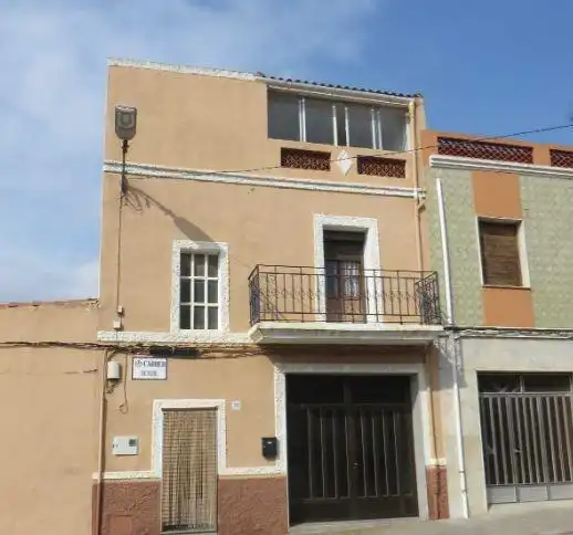 SE VENDE piso OKUPA en C TEATRE 50 de Cabanes, imatge 3