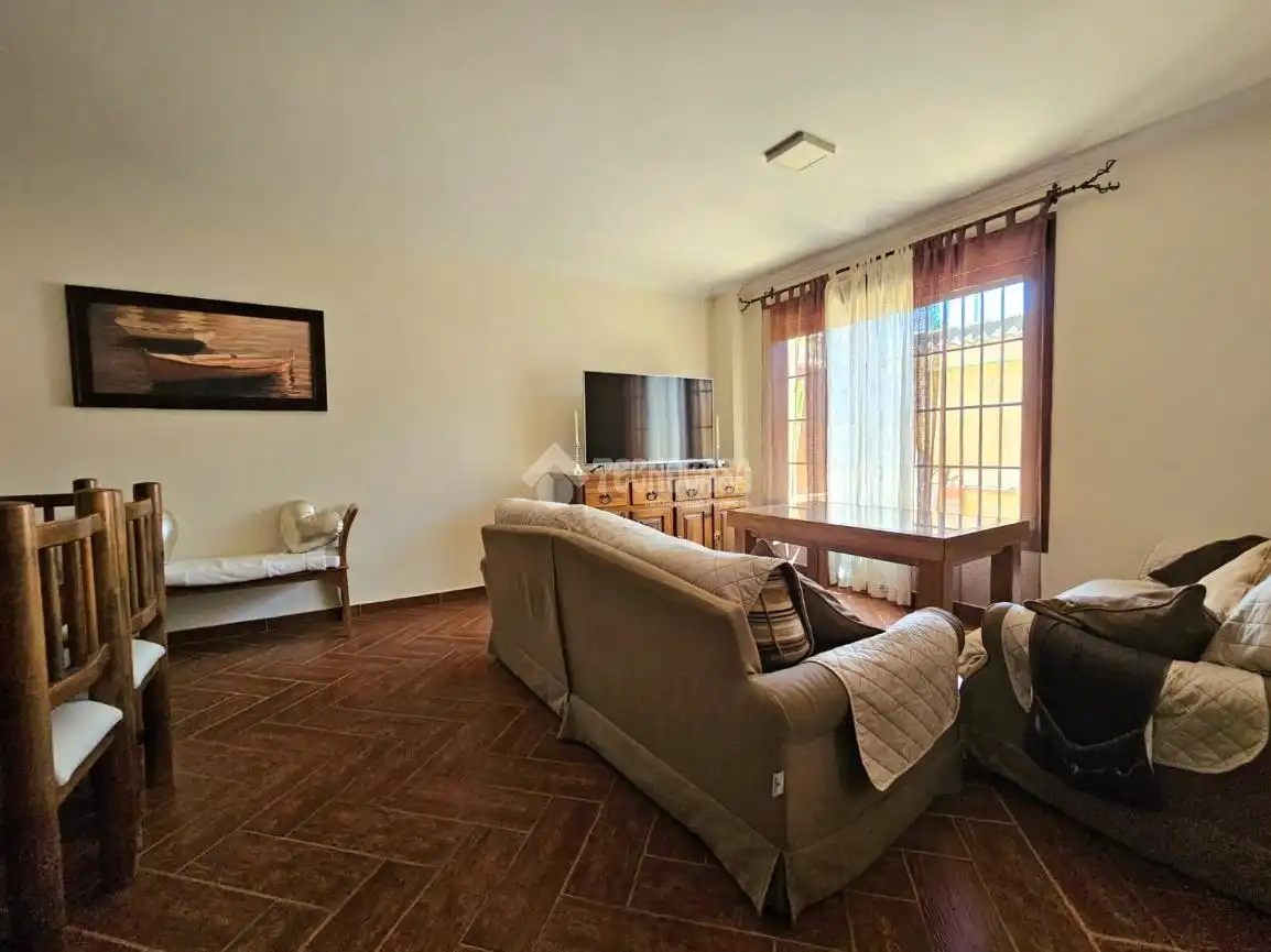Sala d'estar de Casa adosada en venda en Jerez de la Frontera
