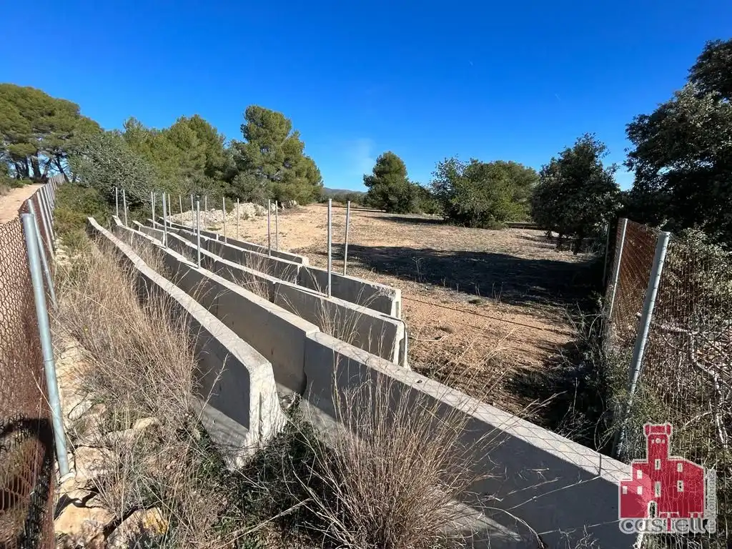 Terreno en venta en La Pobla de Montornès  