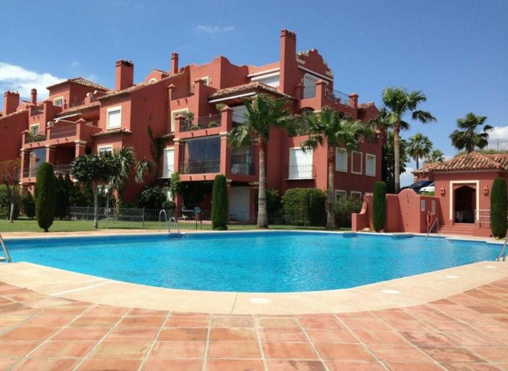 Garden of Planta baja to rent in Benahavís  with Air Conditioner, Terrace and Storage room