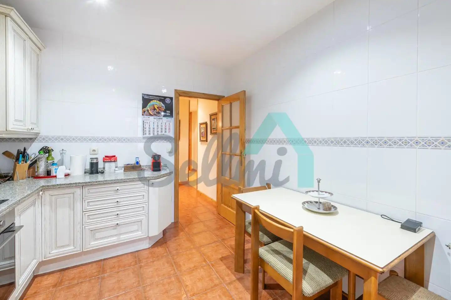 Kitchen of Flat for sale in Oviedo   with Heating, Parquet flooring and Terrace