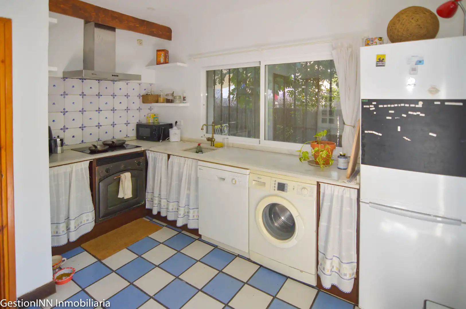 Cocina de Casa o chalet en venta en Las Rozas de Madrid con Calefacción, Jardín privado y Terraza