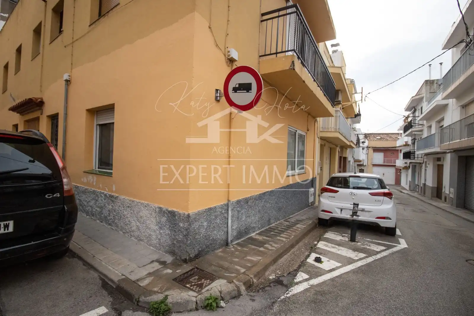 Apartment zum Verkauf in Pare Claret 78, imagen 2