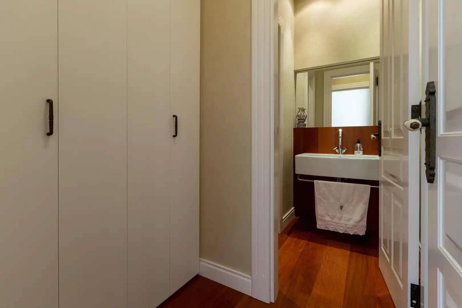 Baño de Casa o chalet en venta en Alicante / Alacant con Aire acondicionado, Calefacción y Jardín privado