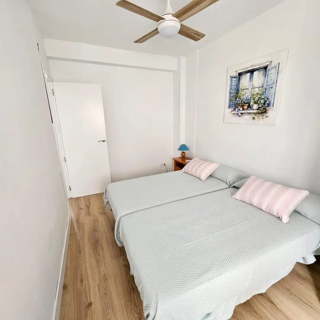 Schlafzimmer von Wohnung zur Miete in Gandia mit Heizung, Terrasse und Balkon