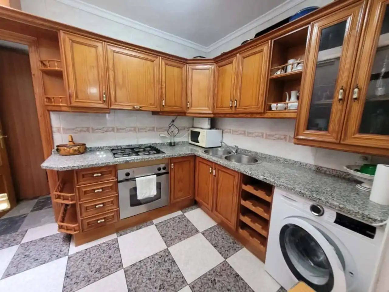 Cuina de Casa o xalet en venda en Baza amb Terrassa