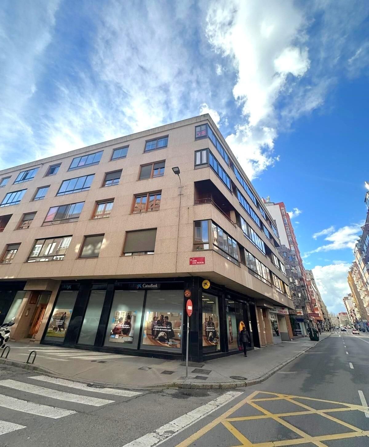 Exterior view of Flat for sale in León Capital   with Heating, Terrace and Balcony