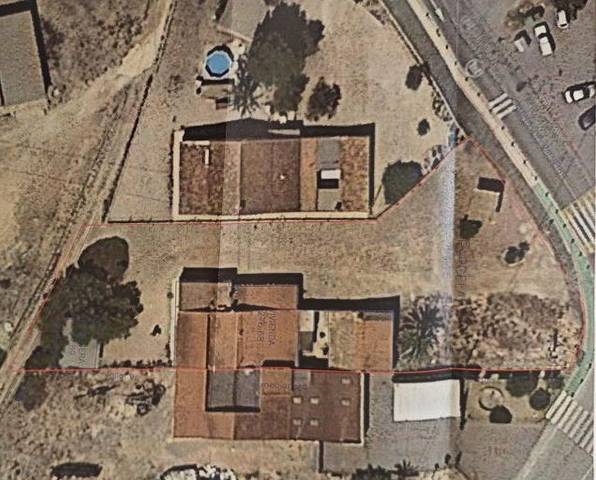 Casa-chalet en Venta en VALVERDE BAJO en Valverde