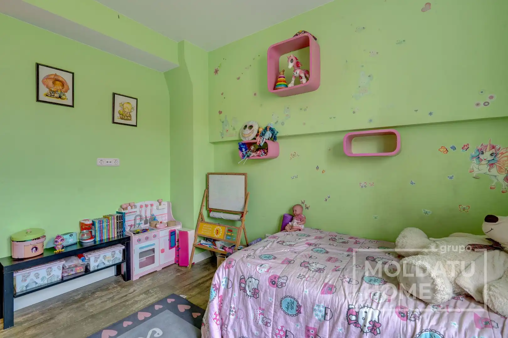 Habitación de Piso en venta en Irun  con Calefacción, Trastero y Amueblado