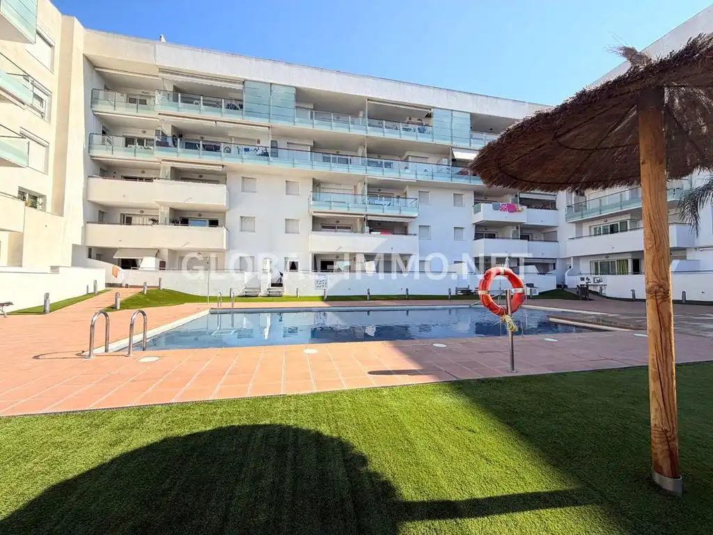 Mini appartamento con piscina in vendita a Avinguda del Nord, imagen 8