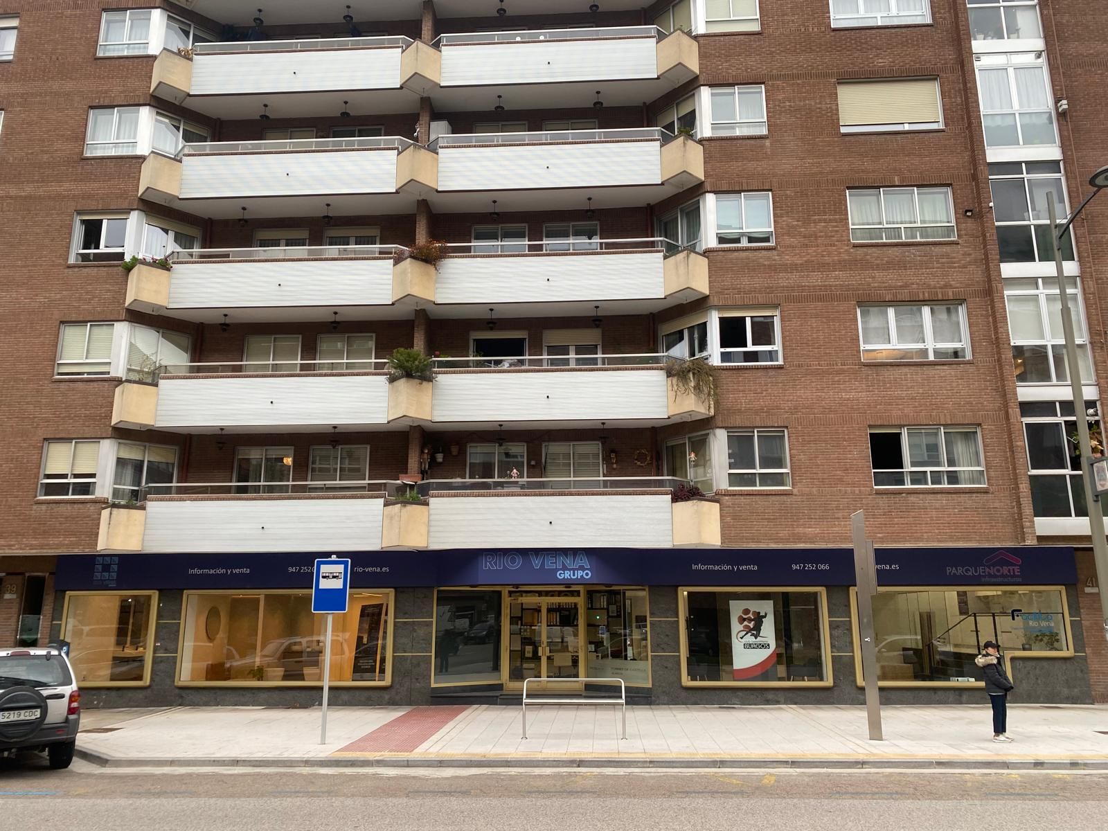 Premises to rent in Avenida de la Paz, 39, Reyes Católicos, Centro