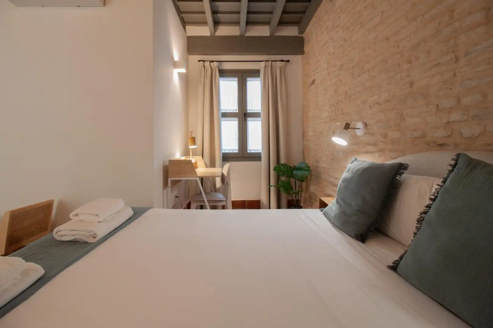Dormitori de Casa o xalet en venda en Sevilla amb Aire condicionat, Calefacció i Moblat