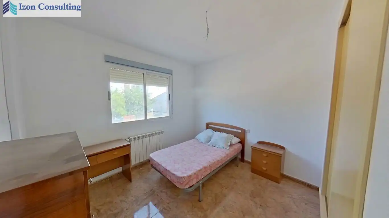 Dormitori de Casa adosada en venda en Pozohondo amb Calefacció, Terrassa i Traster