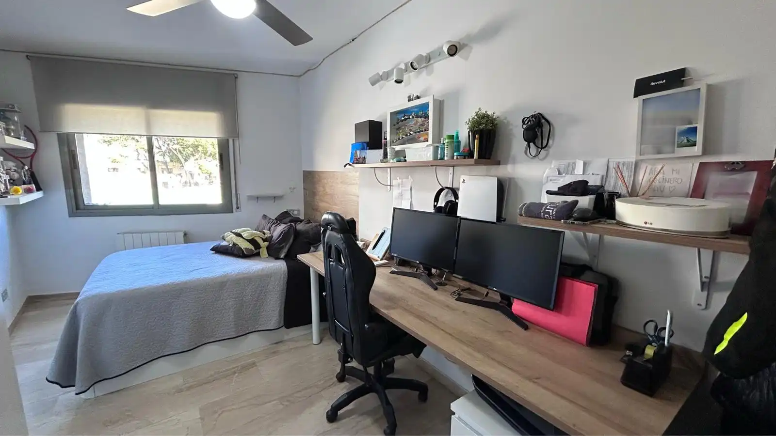 Habitación de Planta baja en venta en Sant Boi de Llobregat con Trastero y Piscina