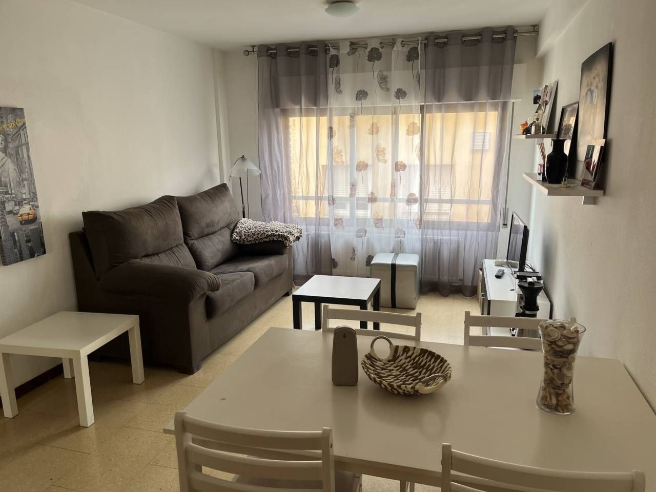 Sala de estar de Piso de alquiler en Híjar con Aire acondicionado y Amueblado