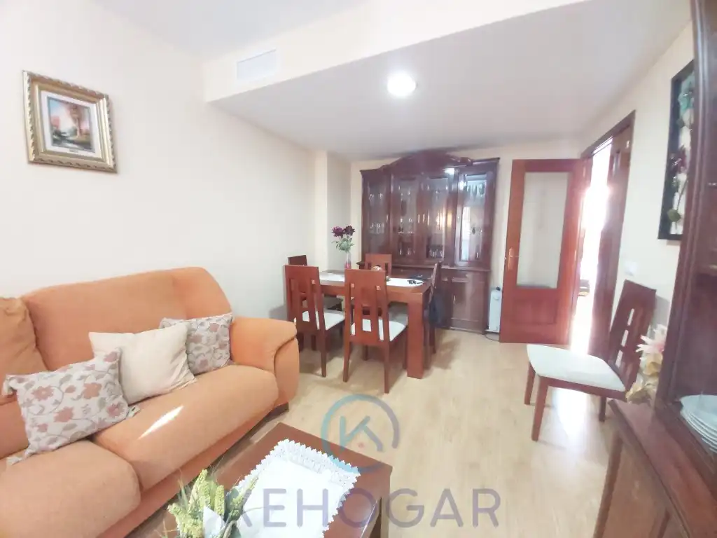 Sala d'estar de Casa o xalet en venda en Dos Hermanas