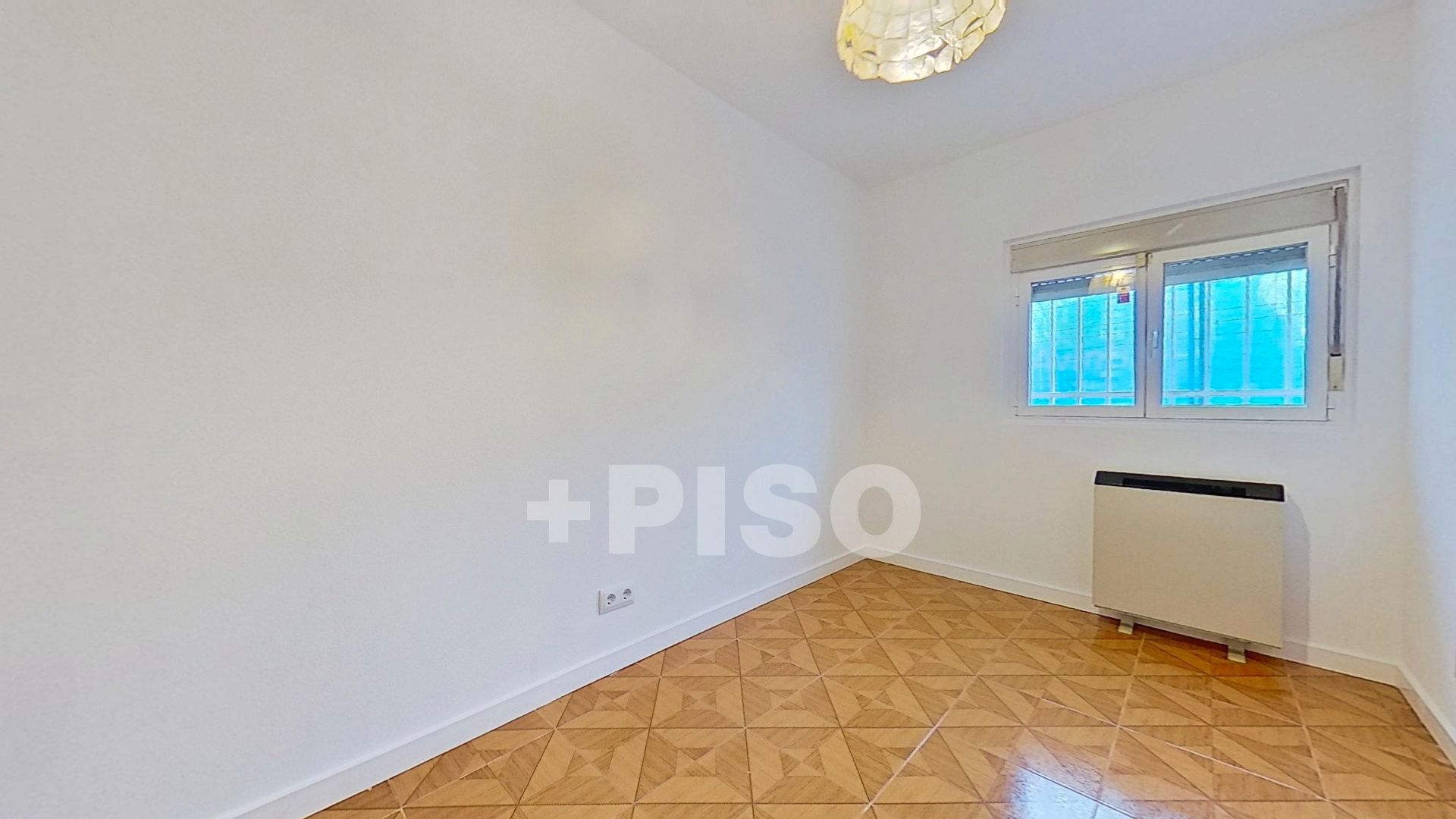 Bedroom of Flat for sale in  Madrid Capital  with Air Conditioner, Heating and Parquet flooring