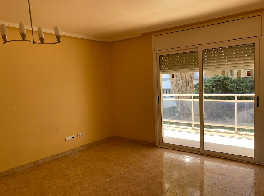 Flat for sale in C/ Priorat , Mar i Camp - Platja dels Capellans