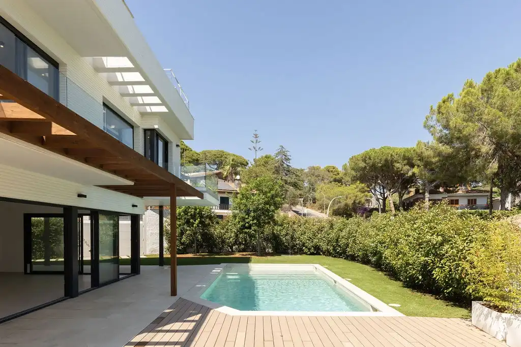 Casa amb piscina en venda a Premià de Dalt, imagen 2