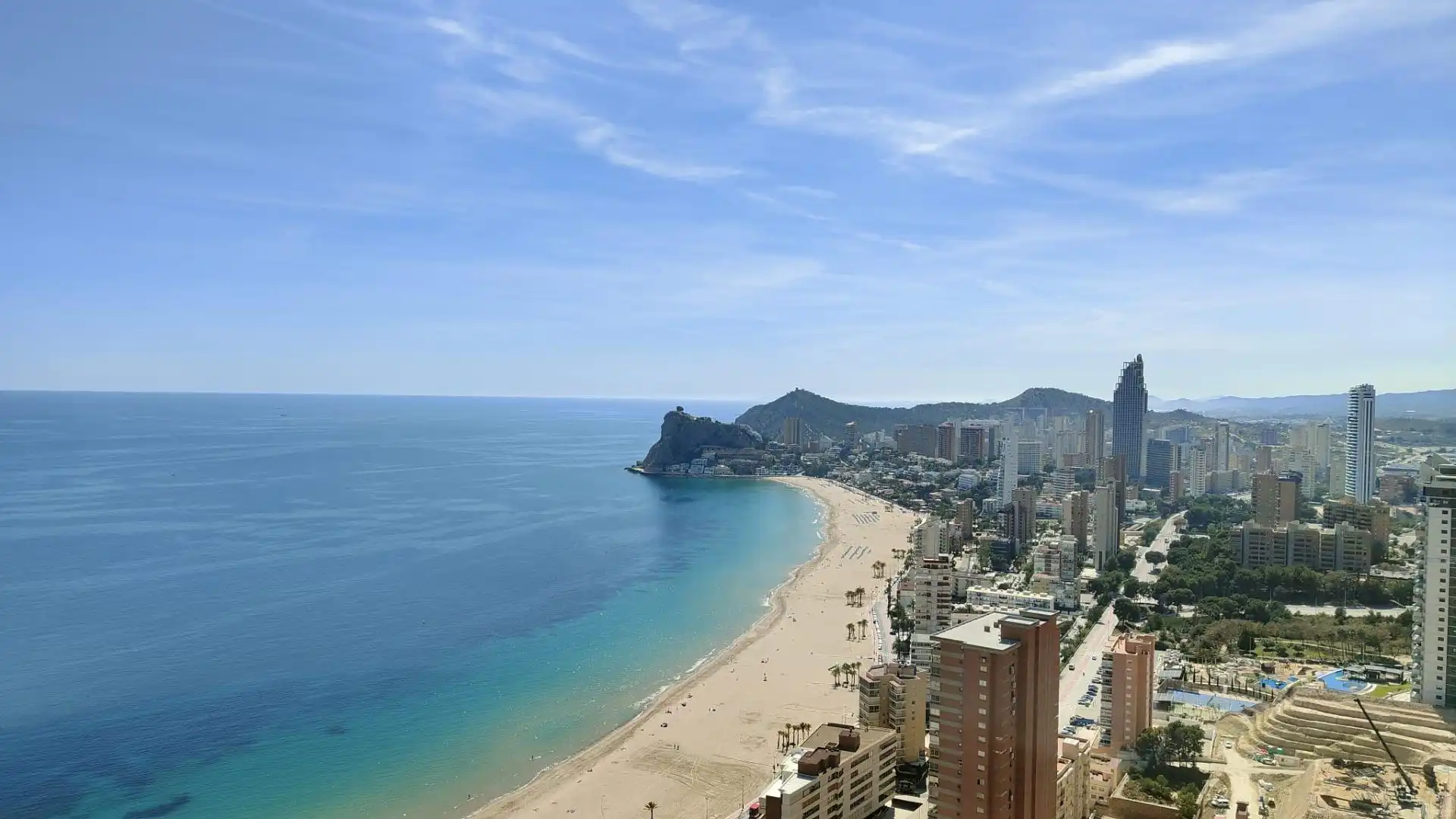 Vista exterior de Ático en venta en Benidorm con Aire acondicionado, Jardín privado y Terraza