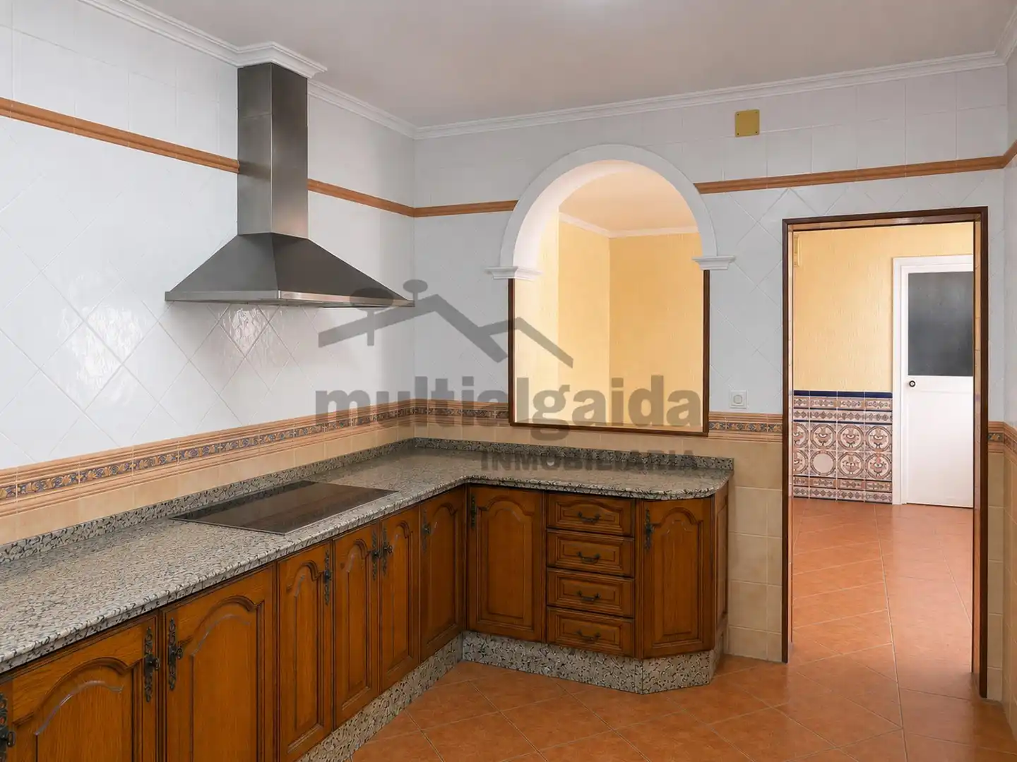 Cuina de Casa o xalet en venda en Arcos de la Frontera amb Aire condicionat i Traster