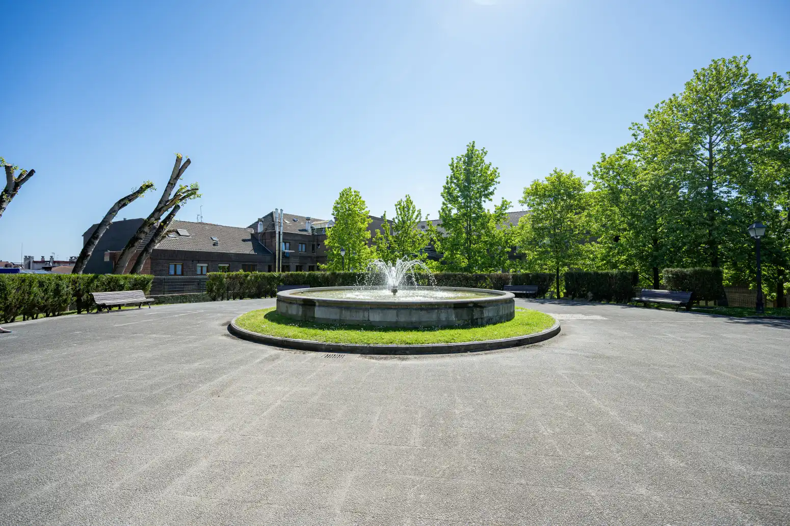 Vista exterior de Piso en venta en Oviedo  con Calefacción, Parquet y Trastero