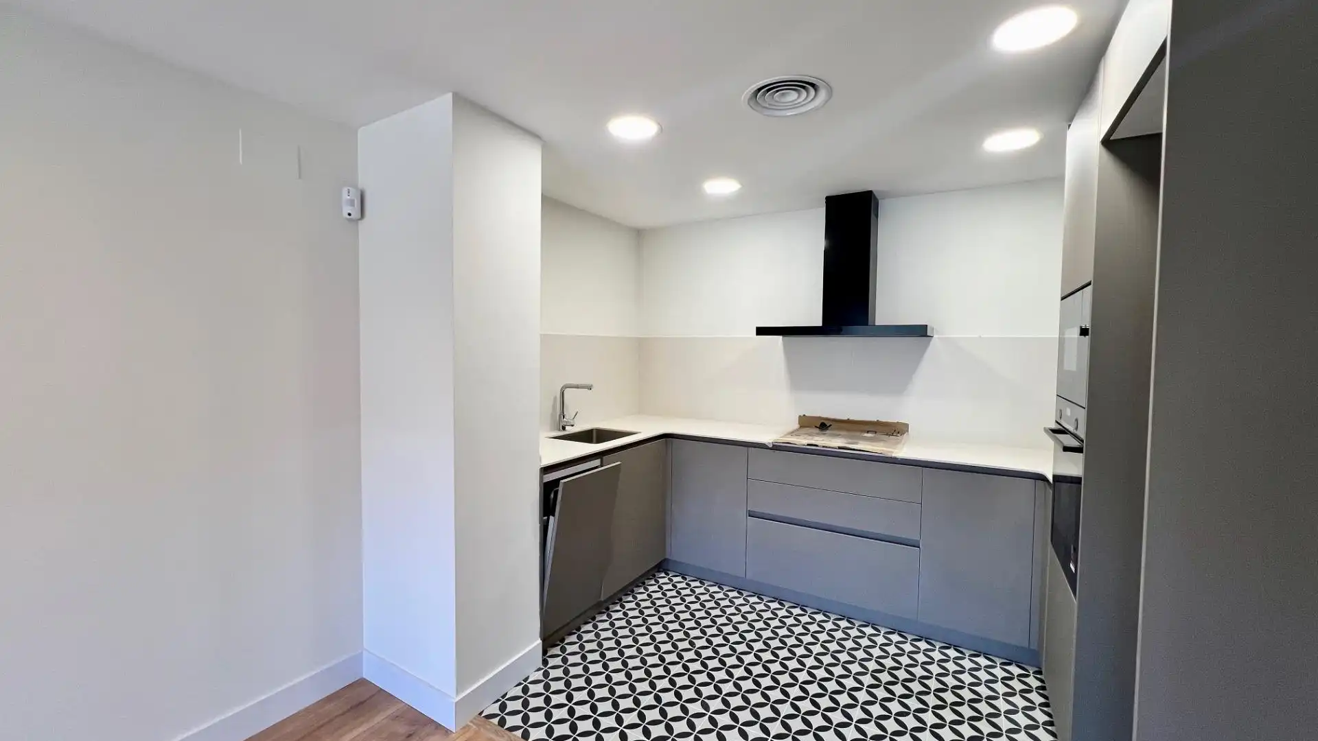 Cuina de Pis en venda en Sabadell amb Aire condicionat, Traster i Balcó