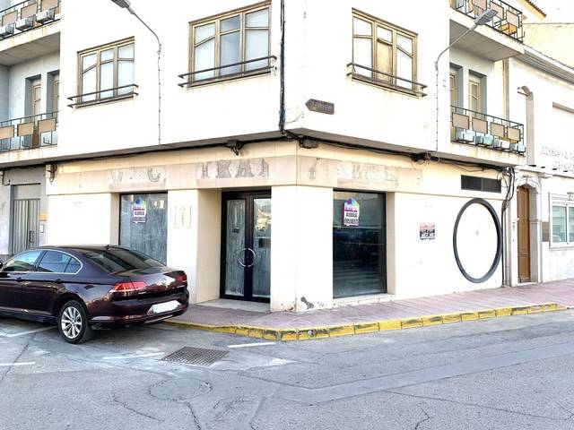 Local comercial en Alquiler en Albox