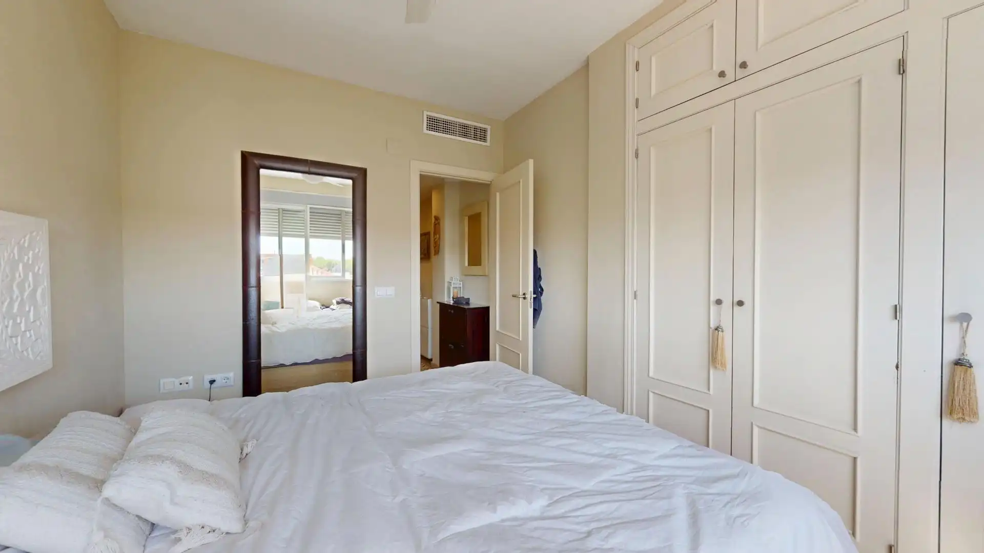 Habitación de Piso en venta en Córdoba con Aire acondicionado, Calefacción y Amueblado