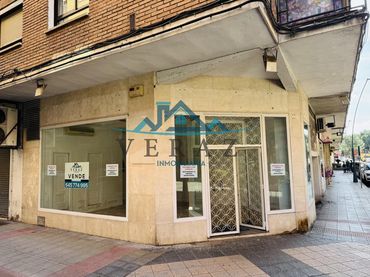 Local comercial en venda a Joaquina Santander