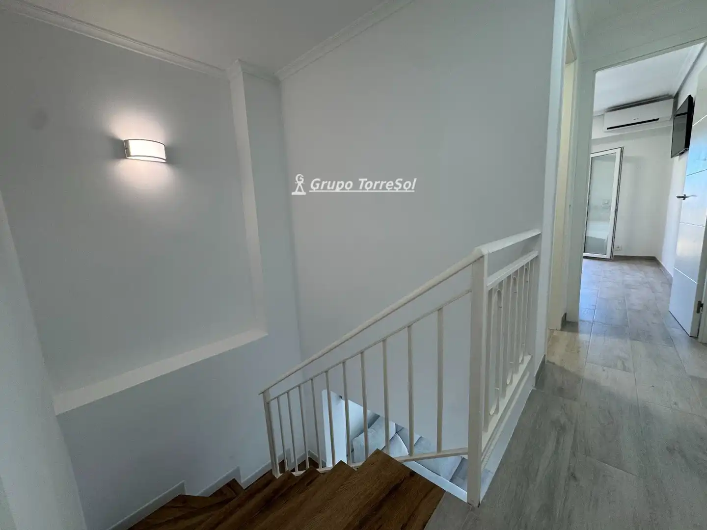 Casa adosada en venta en Elche / Elx con Aire acondicionado, Calefacción y Terraza