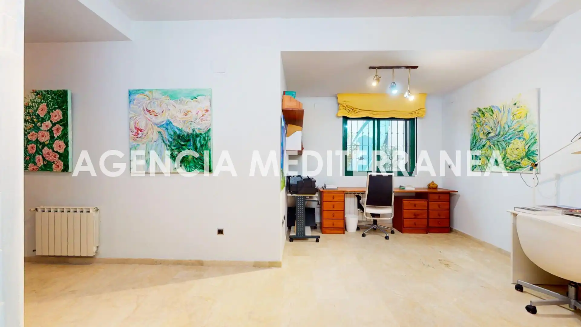 Maisonette zum Verkauf in Calle de Isabel de Villena, La Malva-rosa