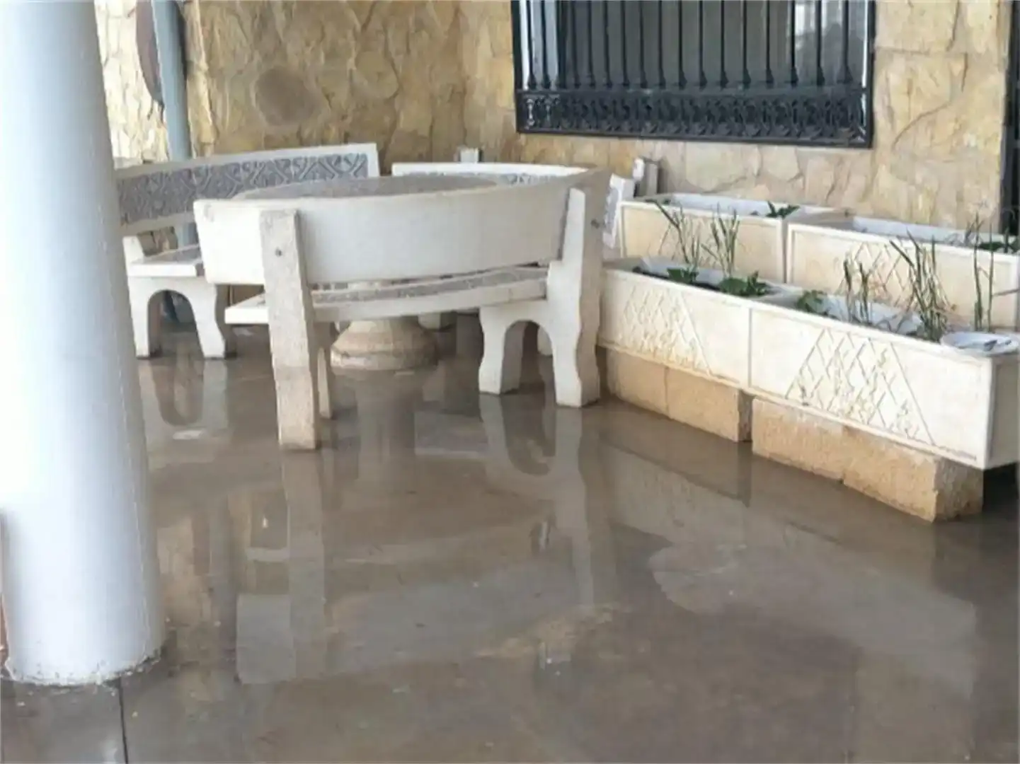 Terrasse von Country house zum Verkauf in Daimiel mit Klimaanlage