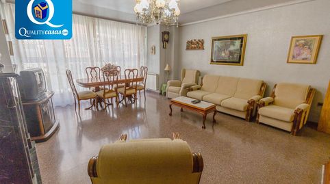Foto 3 de Casa o xalet en venda a El Carril - Paseo de Chapi, Villena