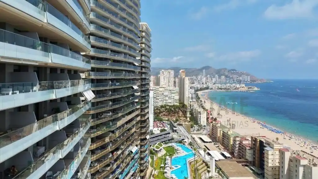 Piso con terraza en venta en Calle Calle Brasil, imagen 3