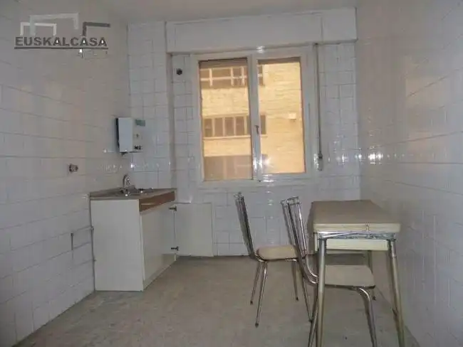Kitchen of Flat for sale in Basurtu - Zorrotza