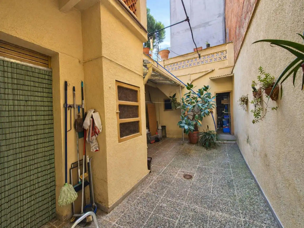 Exterior view of Houses for sale in Sabadell  with Heating, Private garden and Terrace