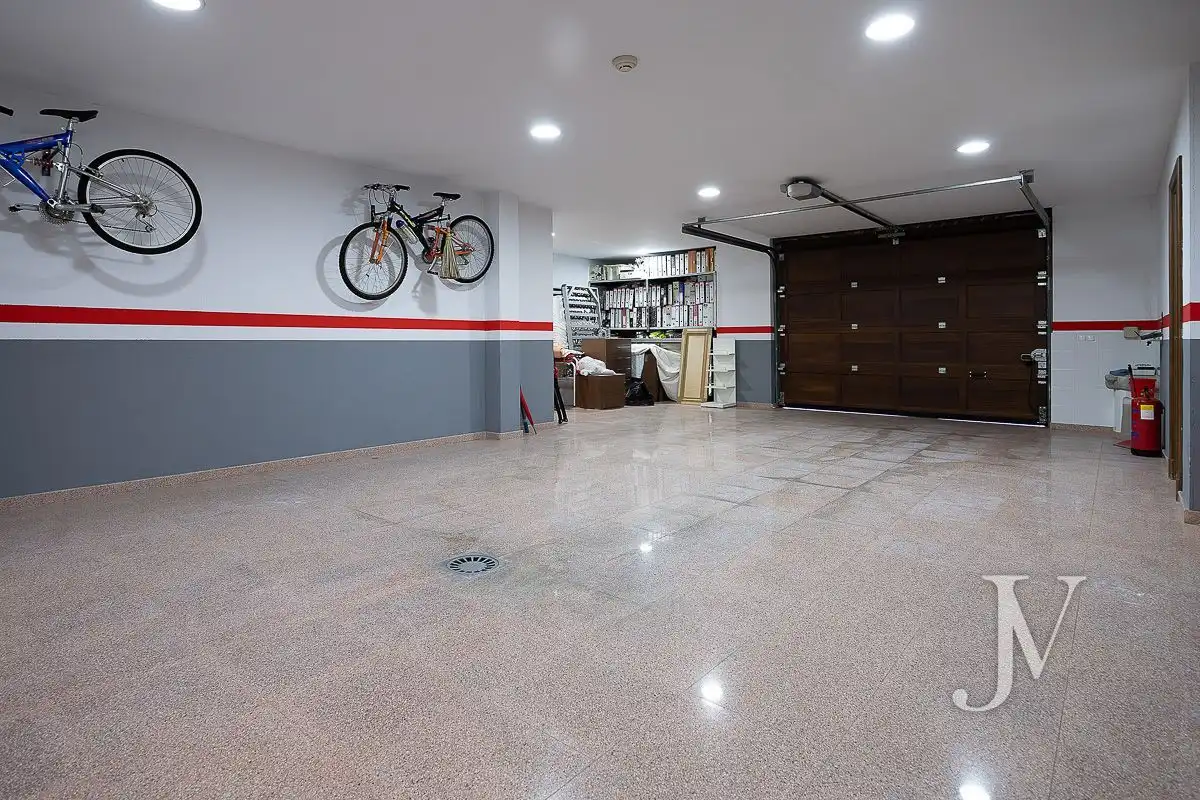 Casa o chalet en venta en El Casar con Aire acondicionado, Calefacción y Jardín privado