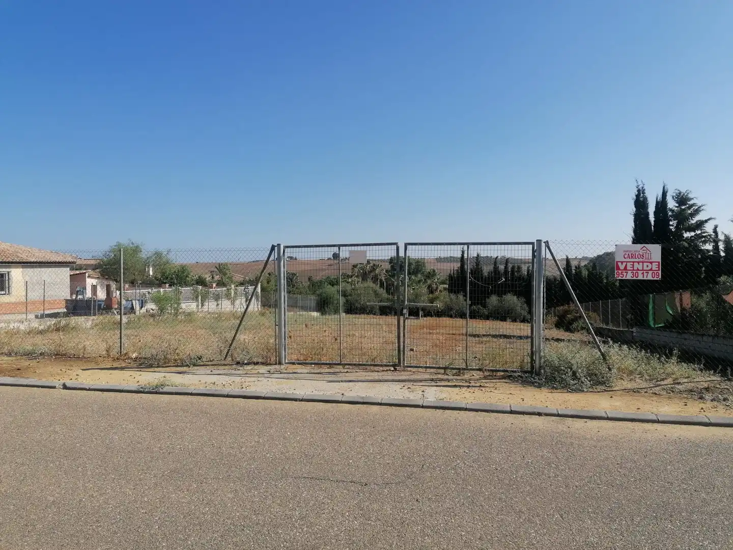 Terreny residencial en venda a La Carlota