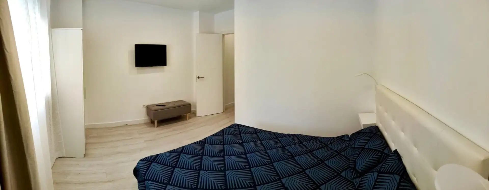 Habitación de Apartamento en venta en Puerto de la Cruz con Amueblado, Lavadora y Microondas