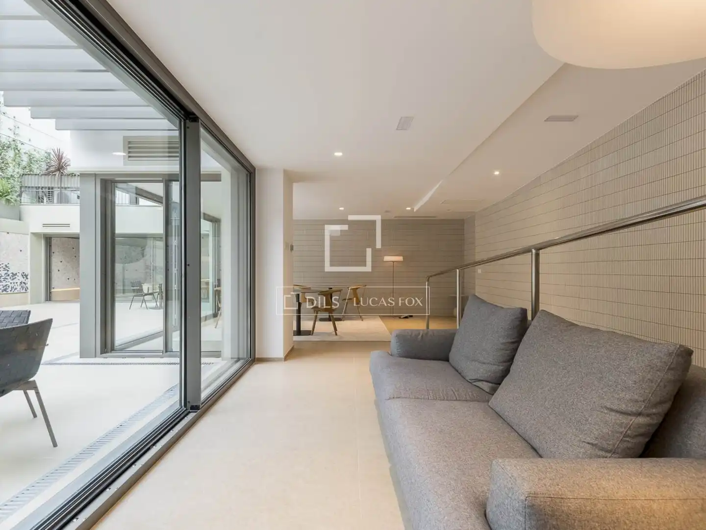 Terrasse von Wohnung zum Verkauf in Barcelona mit Klimaanlage, Terrasse und Schwimmbad