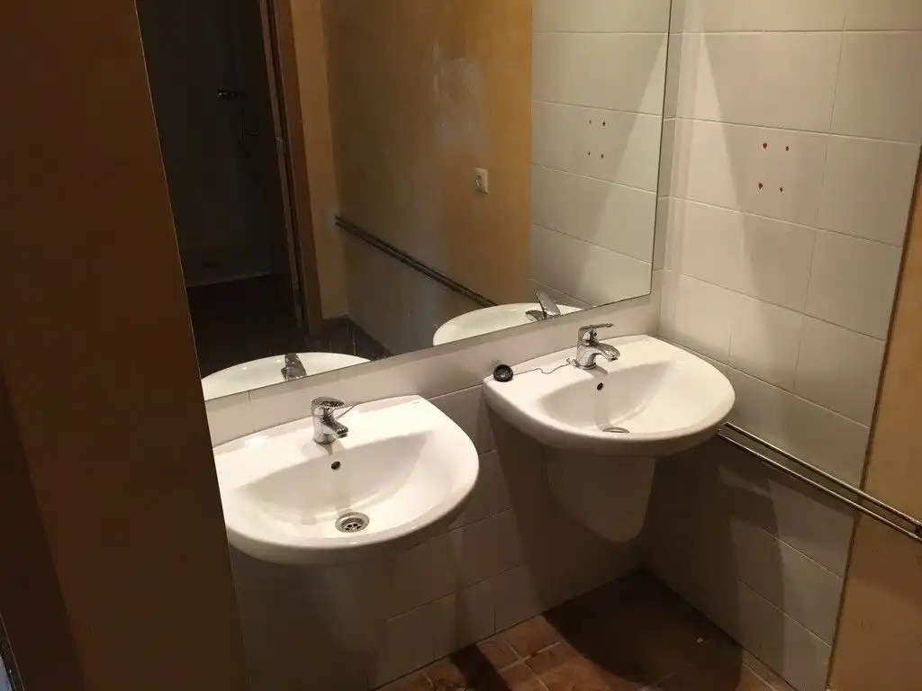 Bany de Nau industrial en venda en Santiago de Compostela 