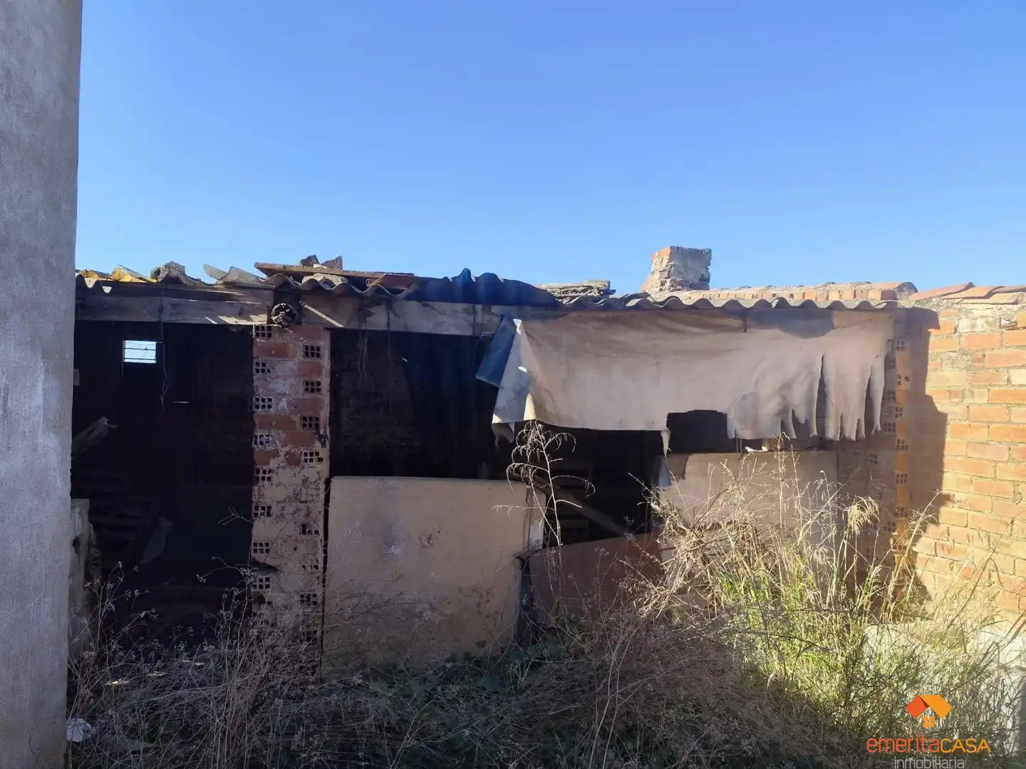 Außenansicht von Residential zum Verkauf in Almendralejo