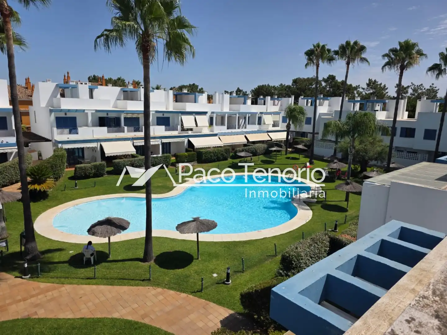 Garten von Einfamilien-Reihenhaus zum Verkauf in Islantilla mit Terrasse, Möbliert und Waschmaschine