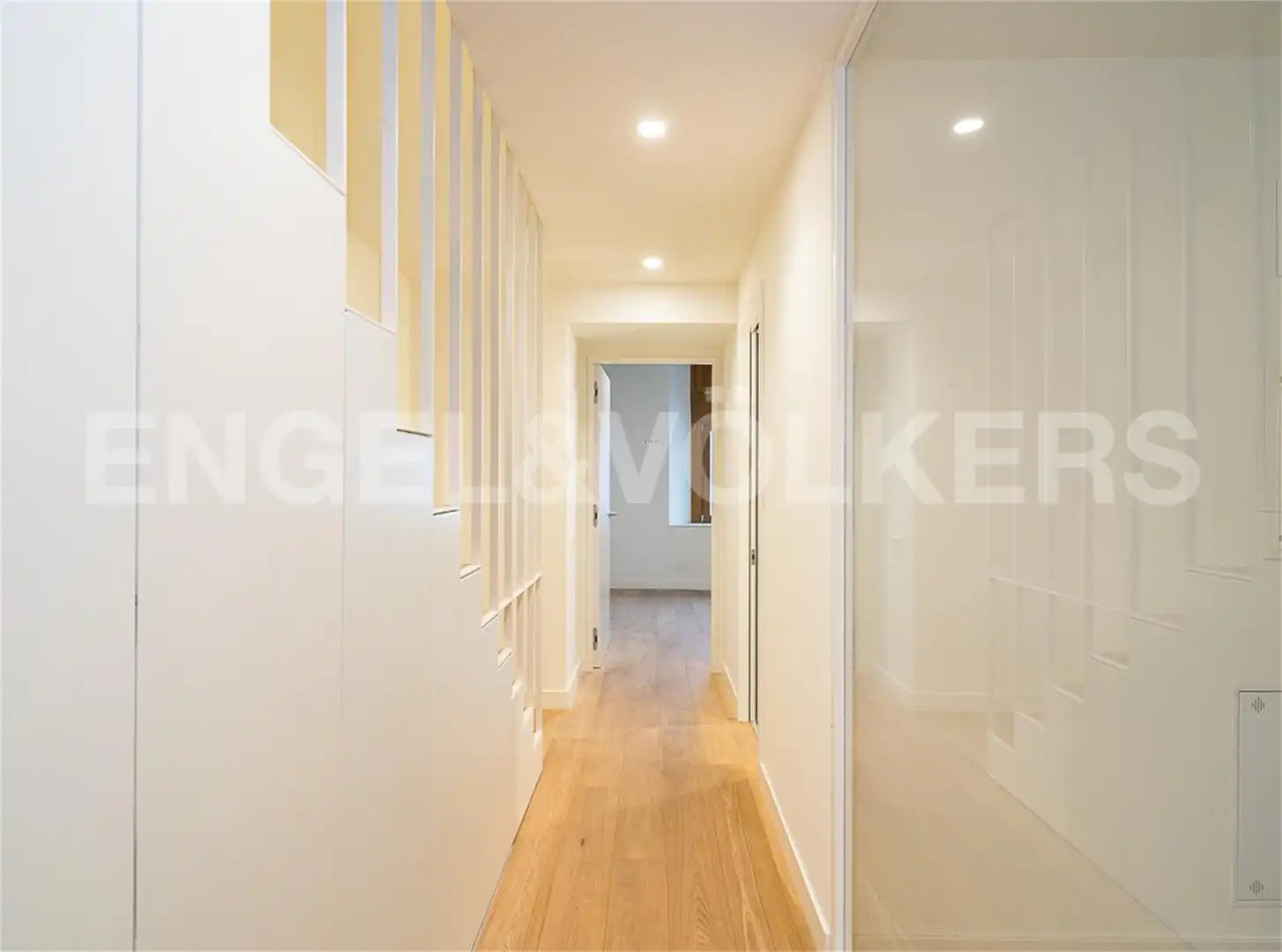 Planta baja en venta en Dreta de l'Eixample