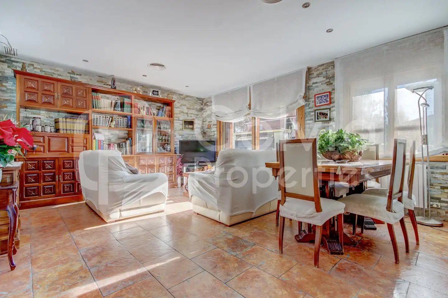 Sala de estar de Casa o chalet en venta en Castelldefels con Aire acondicionado, Calefacción y Jardín privado