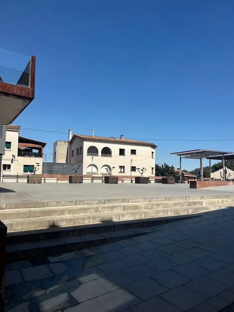 Local de lloguer a Gelida